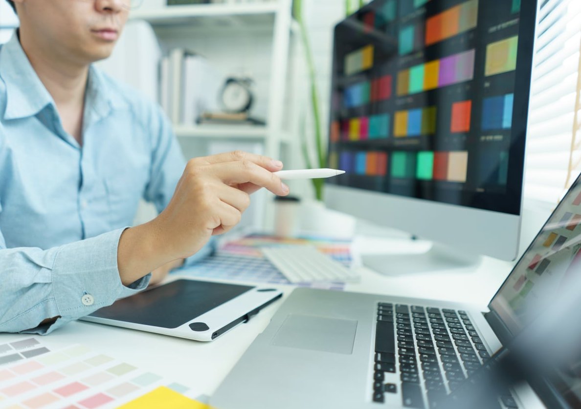 Squarespace vs WordPress for Small Business: Which Platform Wins in 2026